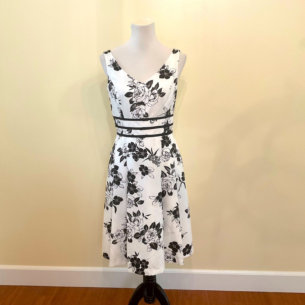 Women’s Scarlett dress